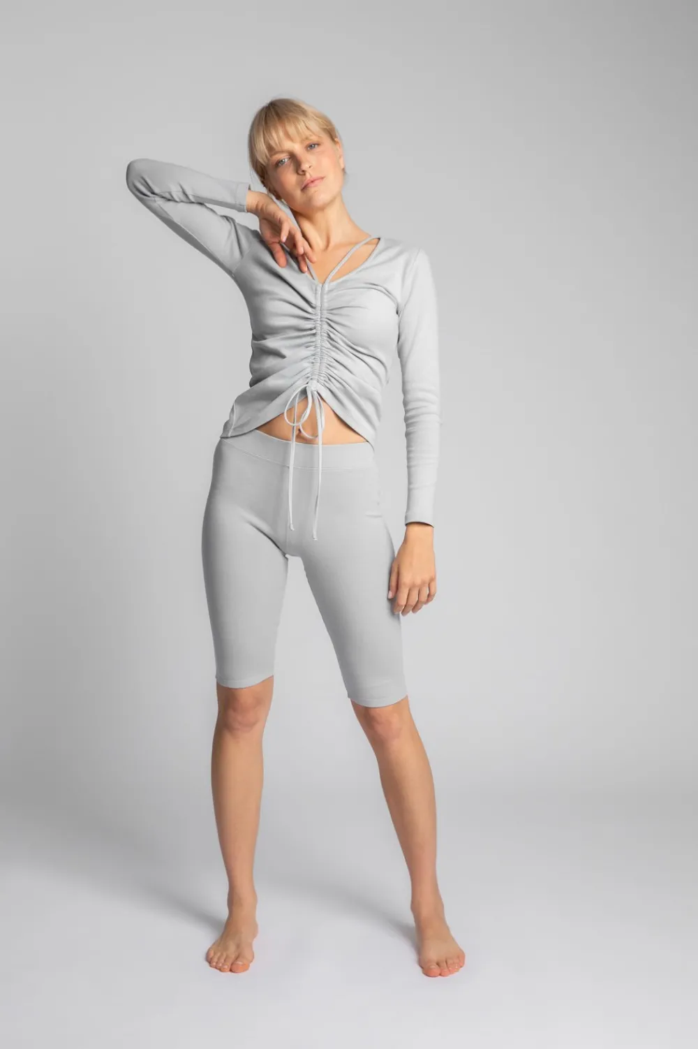 Online Bawełniane zorty-koarki z dzianiny prążkowanej - popieate Legginsy|Odzież Casualowa