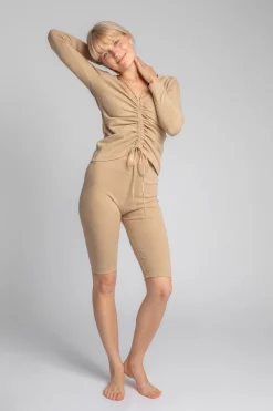 Bawełniane zorty-koarki z dzianiny prążkowanej - cappuccino Legginsy|Odzież Casualowa