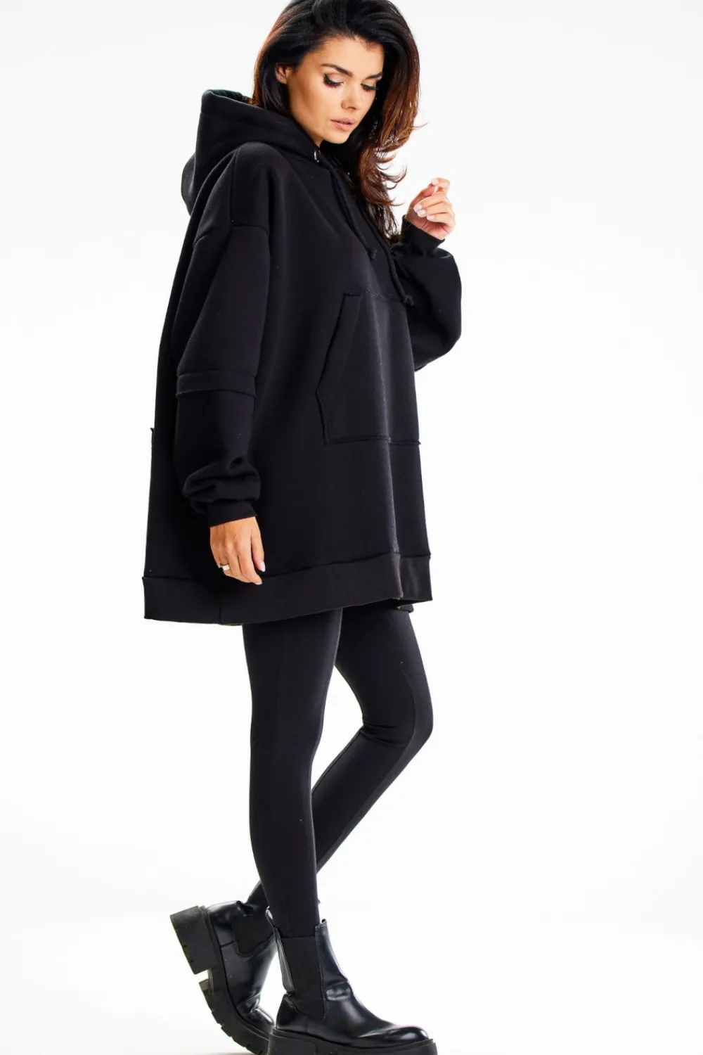 Best Bluza damska z ozdobnymi naszywkami - czarna Odzież Casualowa|Dobry Skład