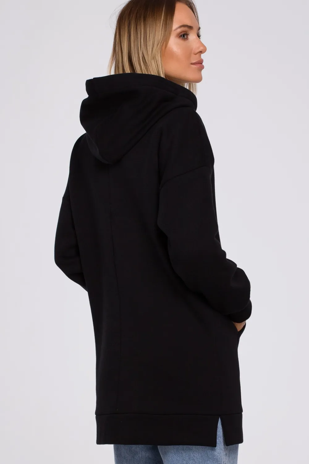 Outlet Bluza oversize z kieszenią typu kangurek - czarna Bluzy