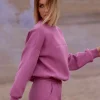Online Bluza szeroka z haftem - lawendowa Bluzy