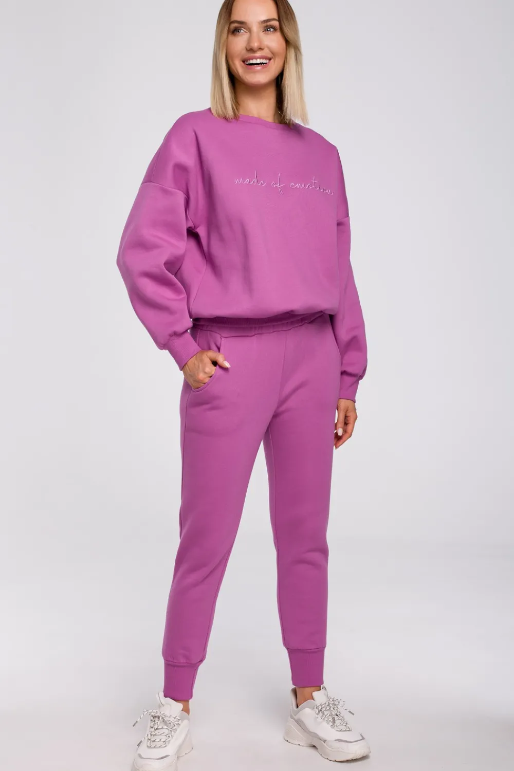 Online Bluza szeroka z haftem - lawendowa Bluzy