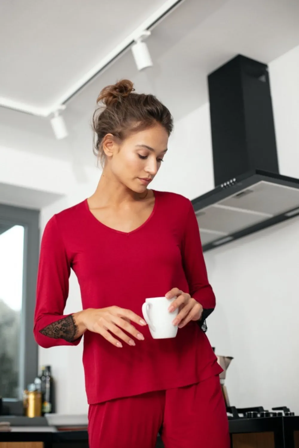 Discount Buzka do pania z ozdobną koronką - bordowa Piżamy