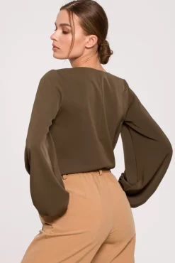 Online Buzka z zerokii rękawai i dekote - khaki Bluzki
