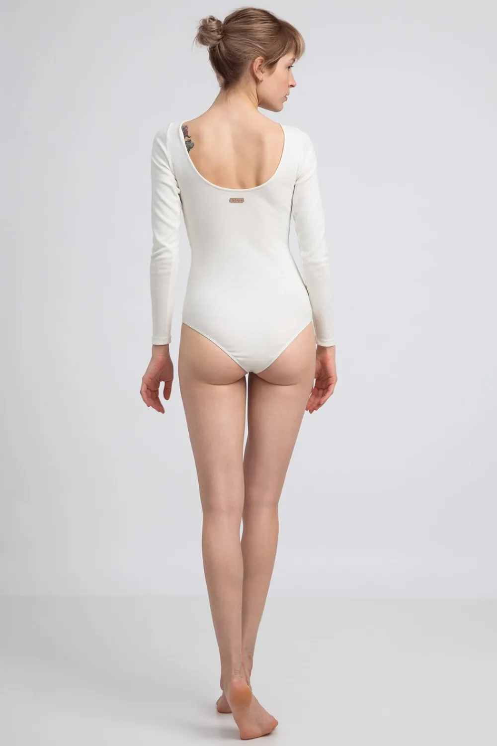 New Body prążkowane z długii rękawai - białe Body|Odzież Casualowa