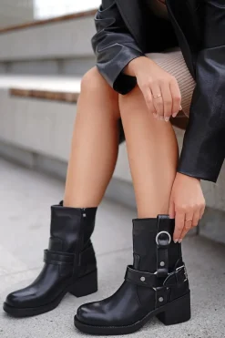 Sale Buty do kostek na grubym niskim obcasie Abelia - czarne Botki