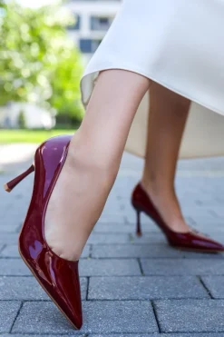 Outlet Czółenka na cienkim obcasie Abal - bordowe Czółenka|Buty