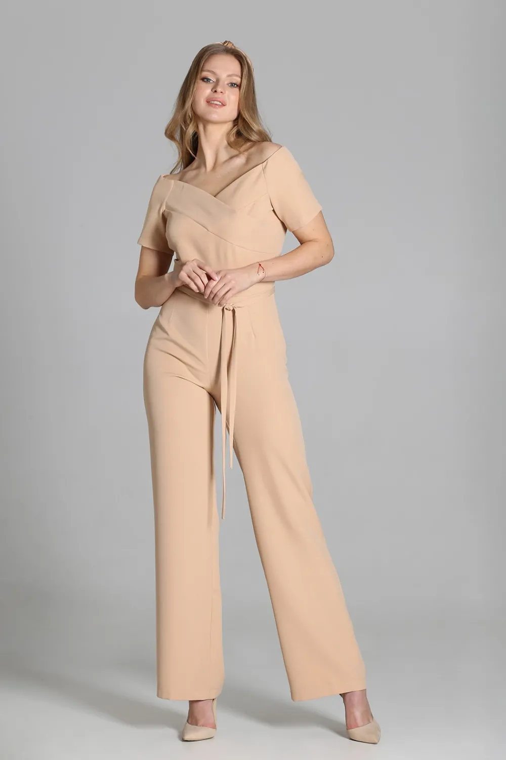 Discount Dopaowany kobinezon z dekote typu karen - beżowy Kombinezony|Eleganckie Kombinezony