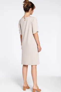 Sale Elegancka sukienka midi z falbankami - beżowa Sukienki