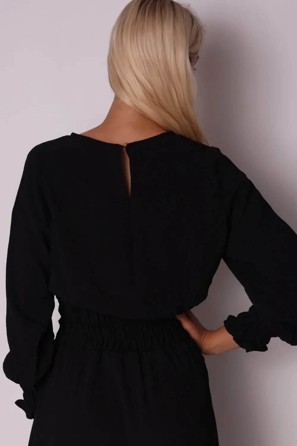 Sale Elegancka sukienka z elastyczną talią - czarna Sukienki Wieczorowe|Sukienki