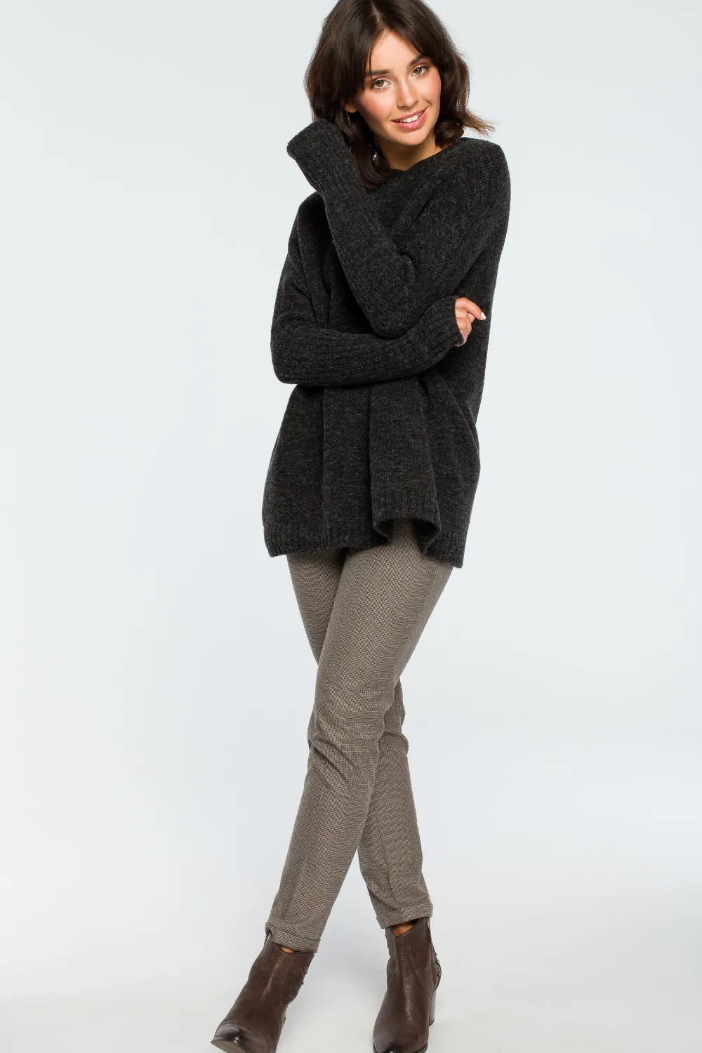 Hot Gruby sweter ze ściągaczem w rękawie - antracytowy Swetry