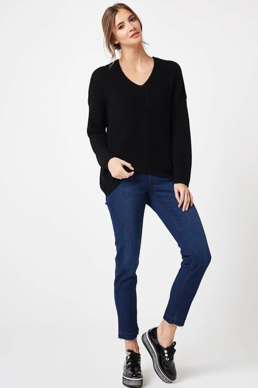 New Kobiecy sweter w serek - czarny Swetry