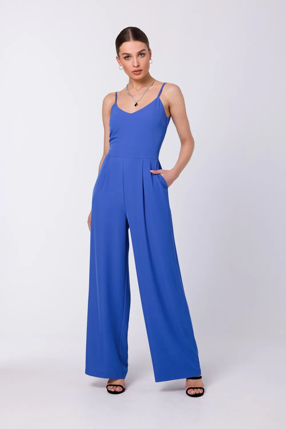 Outlet Kobinezon na raiączkach z zerokii nogawkai - niebieki Kombinezony|Eleganckie Kombinezony