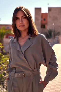 Discount Kombinezon z paskiem - khaki Eleganckie Kombinezony|Kombinezony