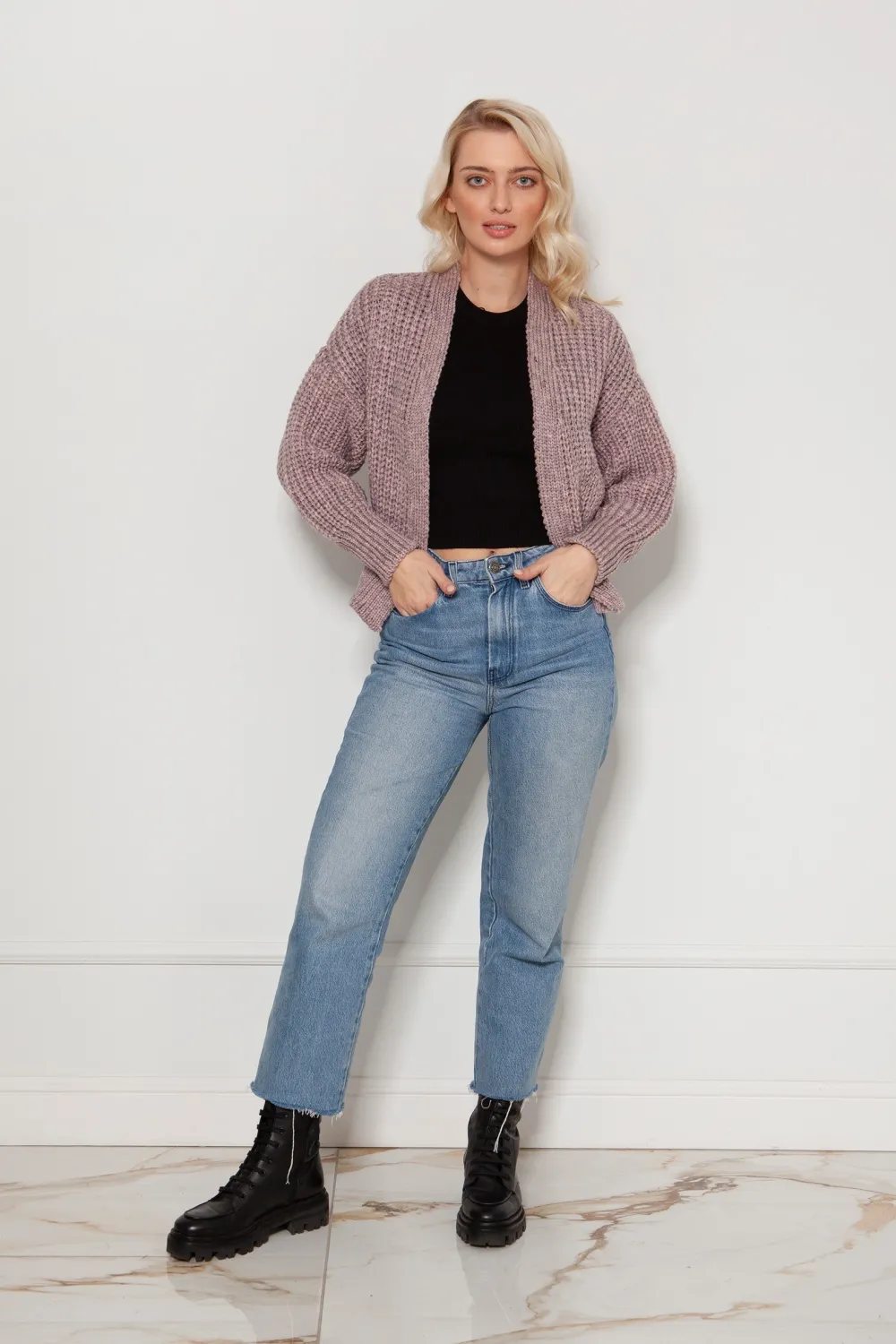 Hot Krótki sweter bez zapięcia - różowy Swetry