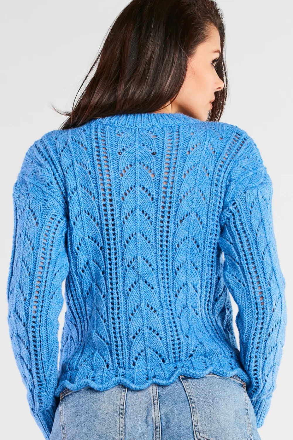 Krótki sweter z okrągłym dekoltem - niebieski Swetry