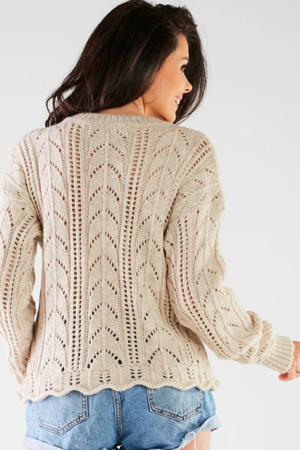 Discount Krótki sweter z okrągłym dekoltem - beżowy Swetry