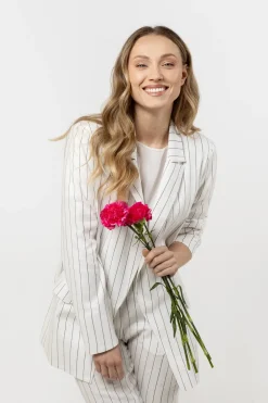 Hot niana arynarka w deikatne prążki - śietankowa Marynarki