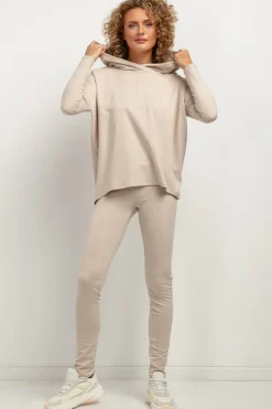 Outlet uźna buza daka o obzerny kroju - janobeżowa Odzież Casualowa|Dobry Skład