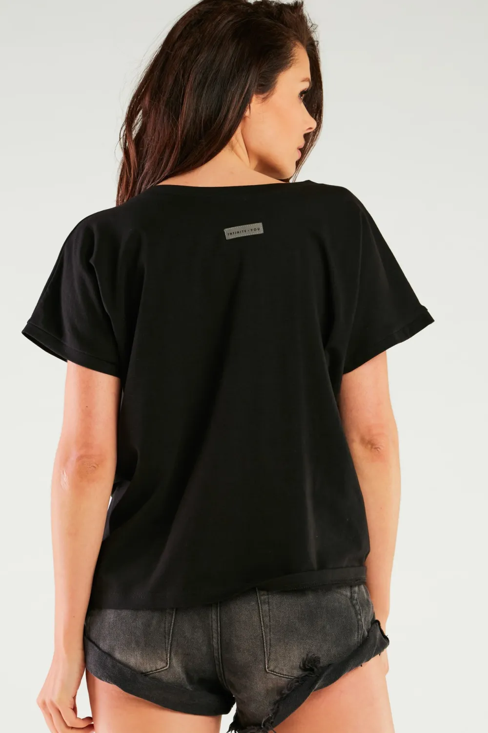 Best Obszerny t-shirt z dekoltem V - czarny Odzież Casualowa|Dobry Skład