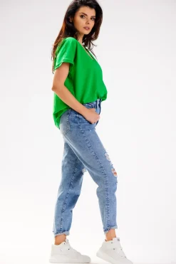 Outlet Obszerny t-shirt z dekoltem V - trawiasta Odzież Casualowa|Dobry Skład