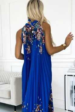 Clearance Plisowana satynowa sukienka maxi - chabrowa w kwiaty W Kwiaty|Maxi