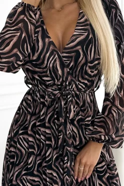 Plisowana sukienka maxi z długim rękawem - brązowa zebra Maxi|Sukienki