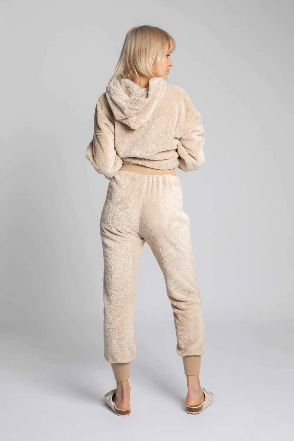 Discount Pluszowe spodnie joggery - cappuccino Odzież Casualowa|Spodnie