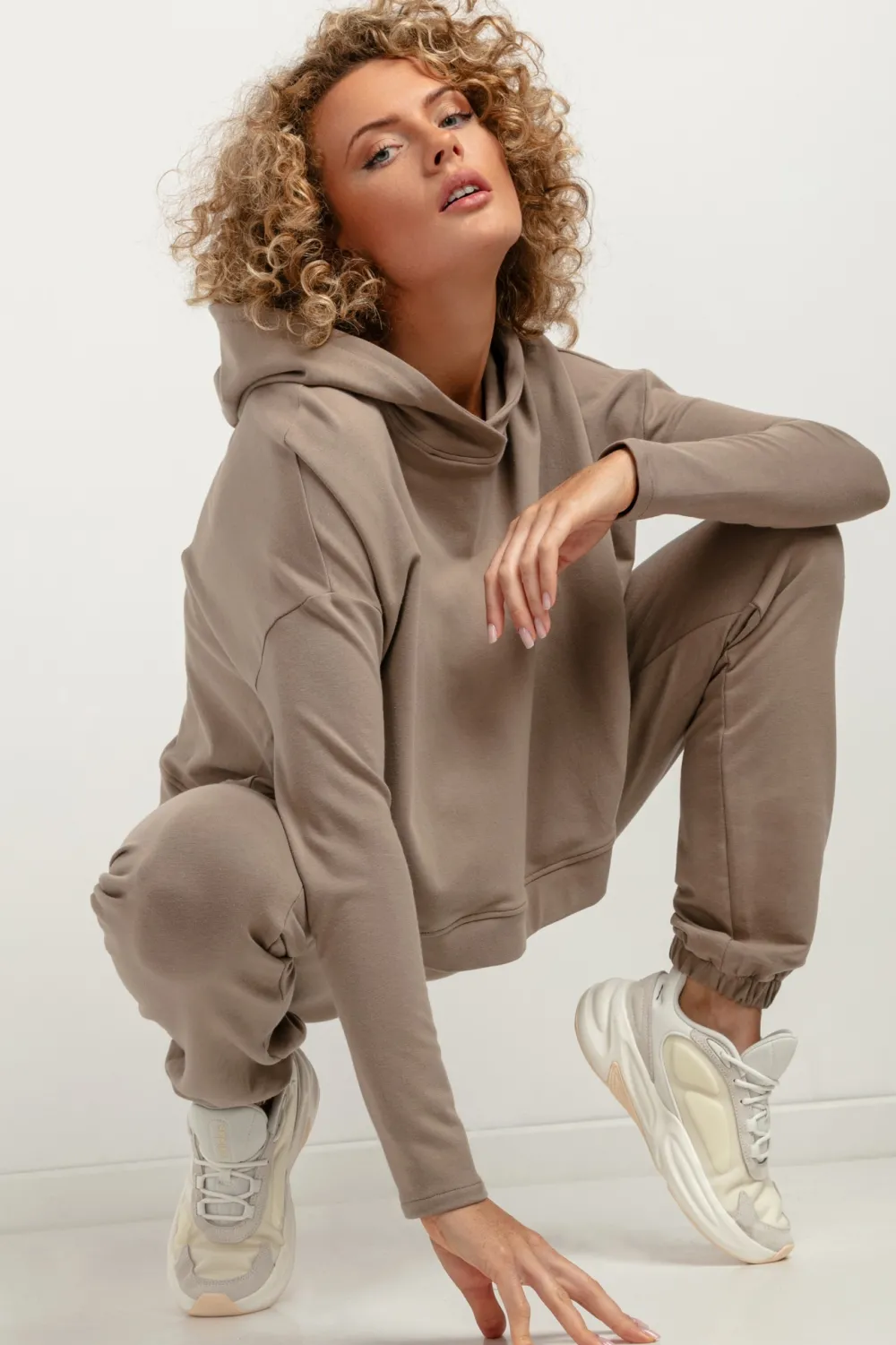 Clearance podnie dreowe typu jogger - cappuccino Odzież Casualowa|Dobry Skład