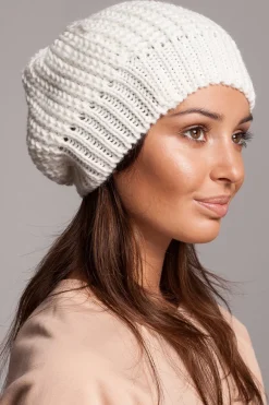 Stylowy ciepły beret - ecru Akcesoria