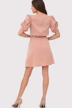 Clearance Sukienka mini z bufiastymi rękawami - brudno-różowa Sukienki Koktajlowe|Sukienki
