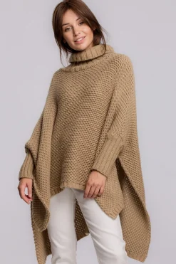 New Sweter ponczo z rękawami i golfem - kamelowy Swetry