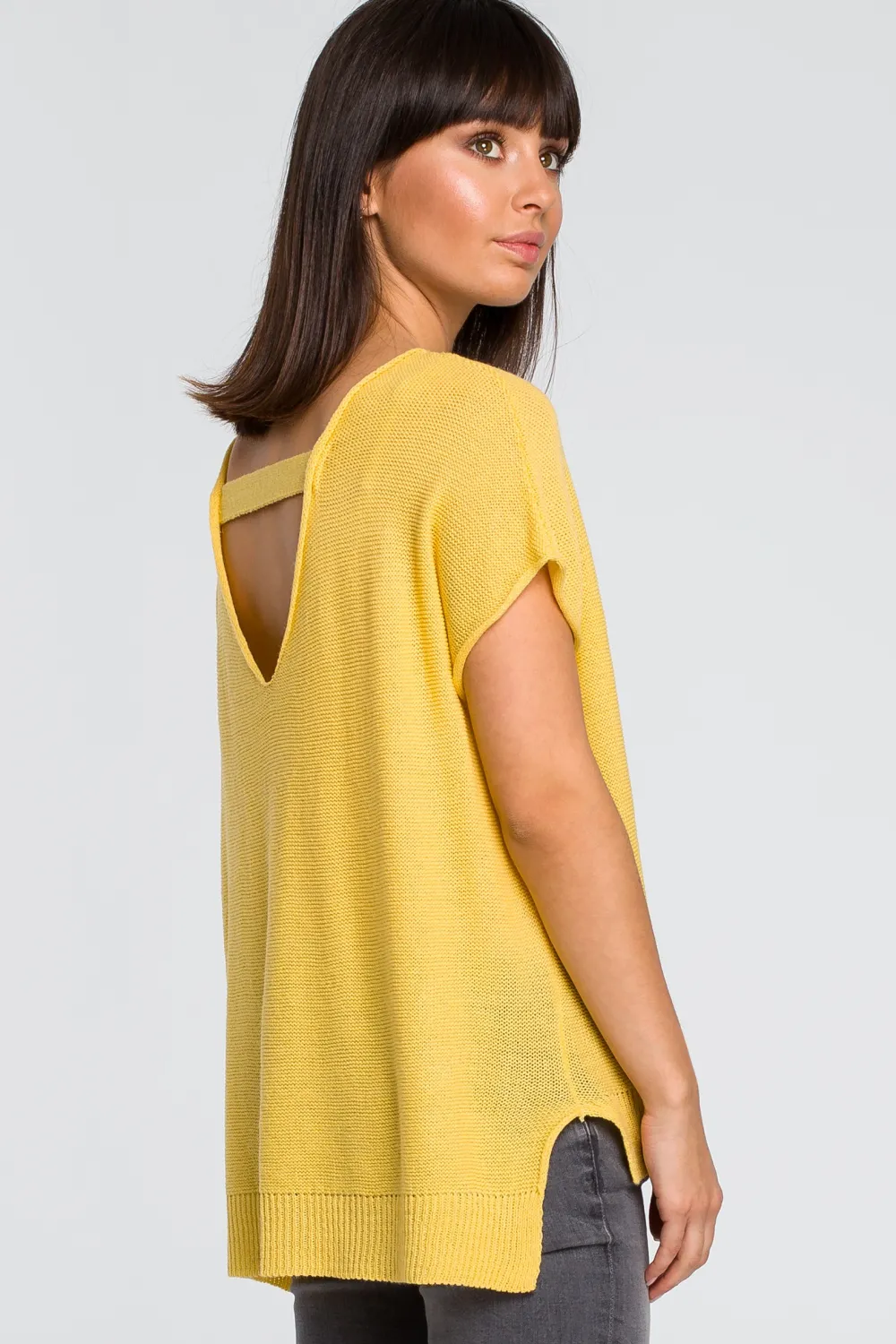 Discount Sweter z dekoltem na plecach - żółty Swetry