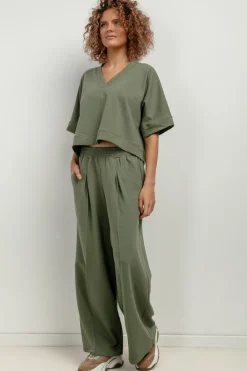 zeroka buza z krótki rękawe i dekote V - zieona Bluzy|Bluzki