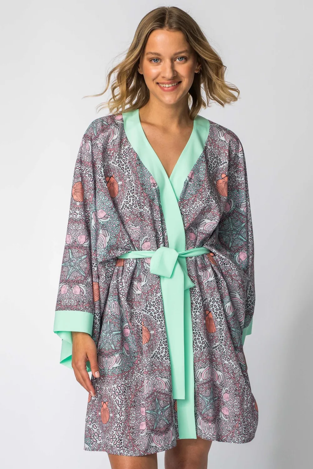 Discount Szlafrok o kroju kimono z nadrukiem - model 3 Szlafroki