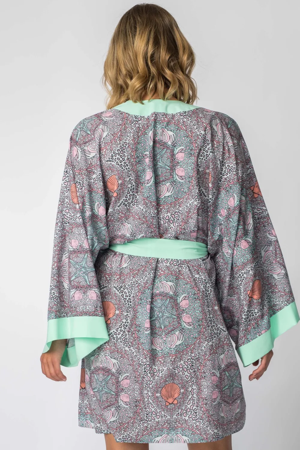 Discount Szlafrok o kroju kimono z nadrukiem - model 3 Szlafroki