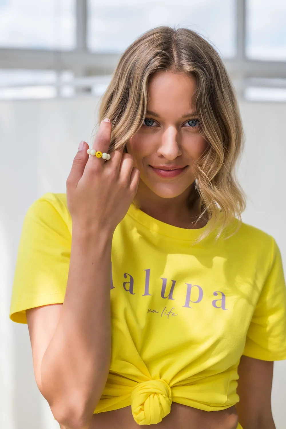 Best T-hirt z nadrukie z przodu - żółty Odzież Casualowa|Bluzki