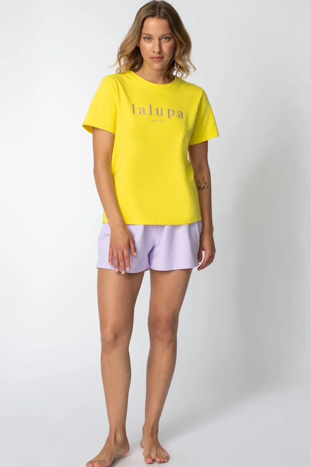 Best T-hirt z nadrukie z przodu - żółty Odzież Casualowa|Bluzki
