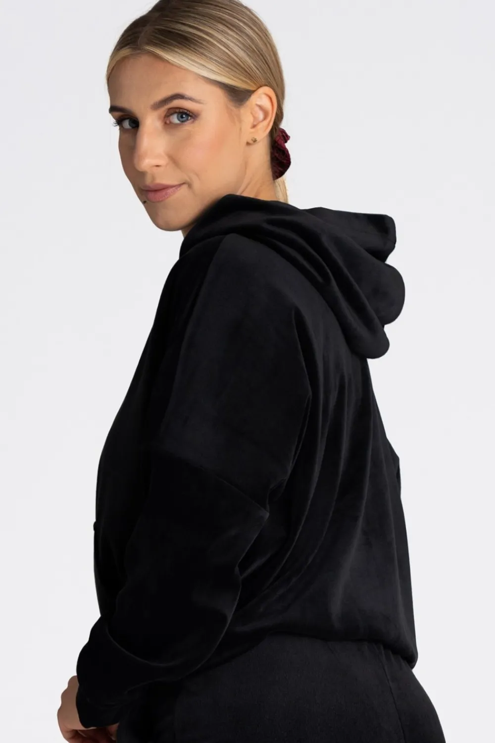 New Welurowa bluza z kieszenią kangurek - czarna Odzież Casualowa|Bluzy