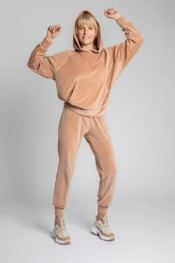 Sale Weurowa buza z nietoperzowyi rękawai - beżowa Odzież Casualowa|Bluzy