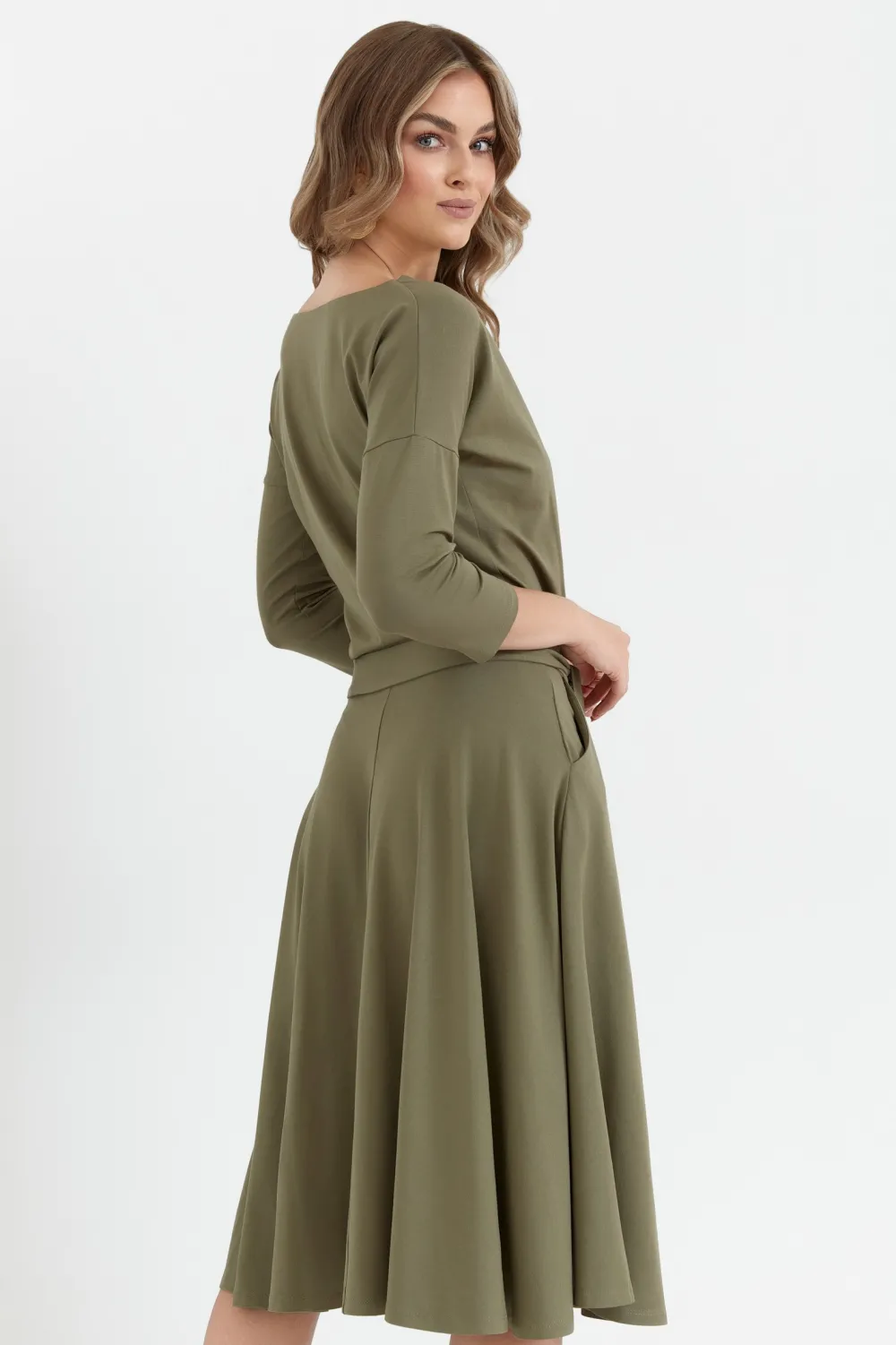 Discount Wikozowa ukienka rozkozowana z pakie – khaki Sukienki