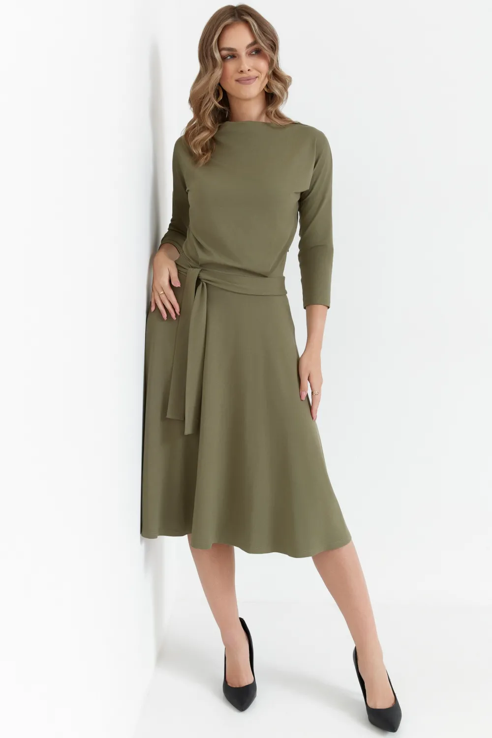 Discount Wikozowa ukienka rozkozowana z pakie – khaki Sukienki
