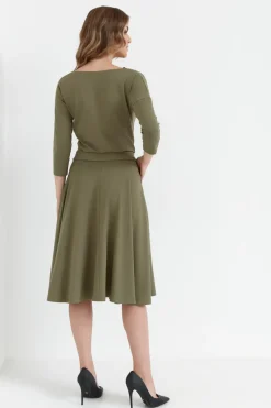 Discount Wikozowa ukienka rozkozowana z pakie – khaki Sukienki