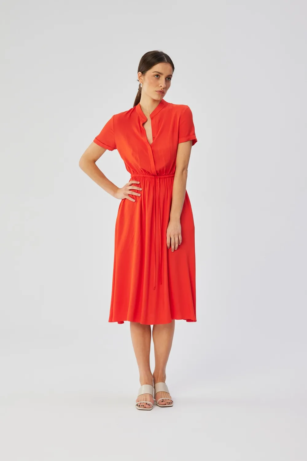 Sale Wikozowa ukienka ze tójką i wiązanie w paie - koraowa Sukienki Koktajlowe|Sukienki