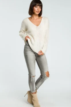Sale Wygodny sweter z dużym dekoltem - ecru Swetry