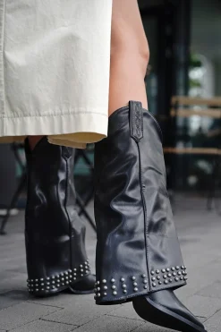 Wysokie buty z ćwiekami Allie - czarne Kozaki|Botki
