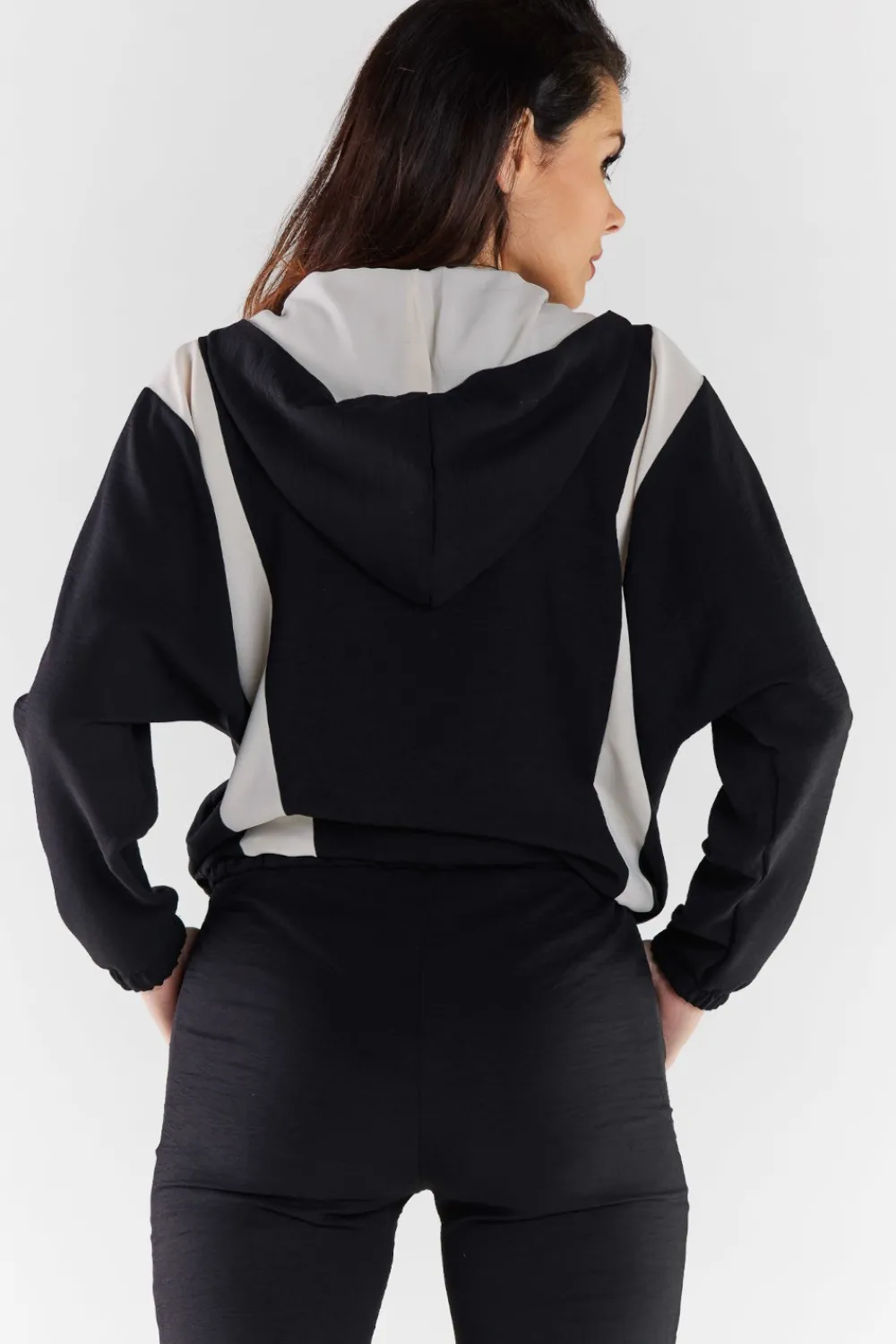 Online Zauwana buza daka z kapture - czarno-beżowa Odzież Casualowa|Bluzy